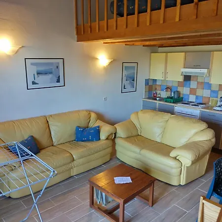 Maisonnette Pour 6 Personnes Avec Piscine Neffies