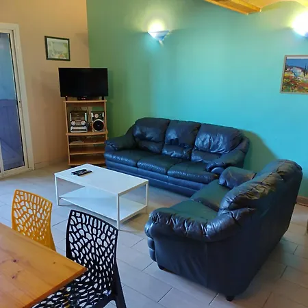 Tatil Evi Maisonnette Pour 6 Personnes Avec Piscine *