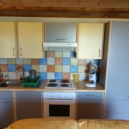 Maisonnette Pour 6 Personnes Avec Piscine Neffies