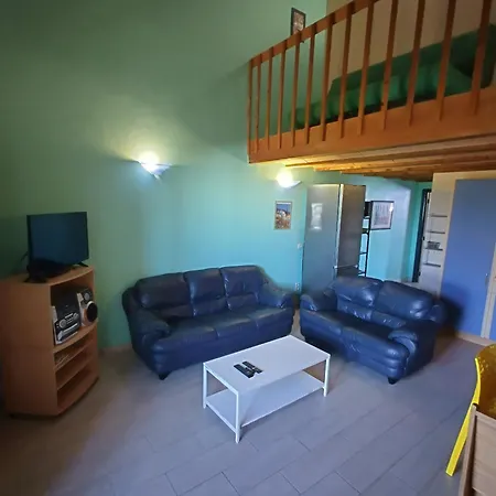 Maisonnette Pour 6 Personnes Avec Piscine *