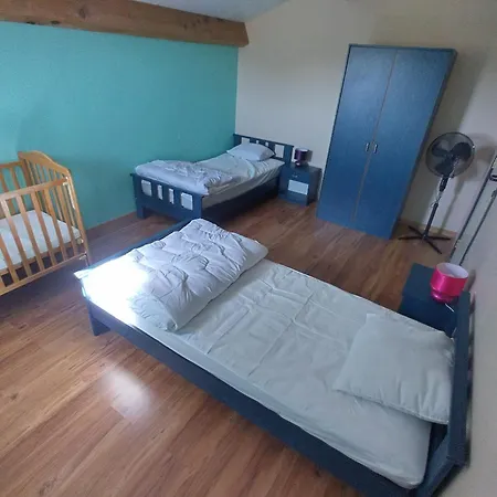 Maisonnette Pour 6 Personnes Avec Piscine *